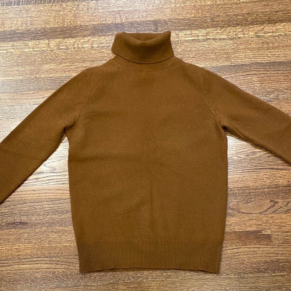 Neiman Marcus Cashmere Collection Turtleneck Sweater